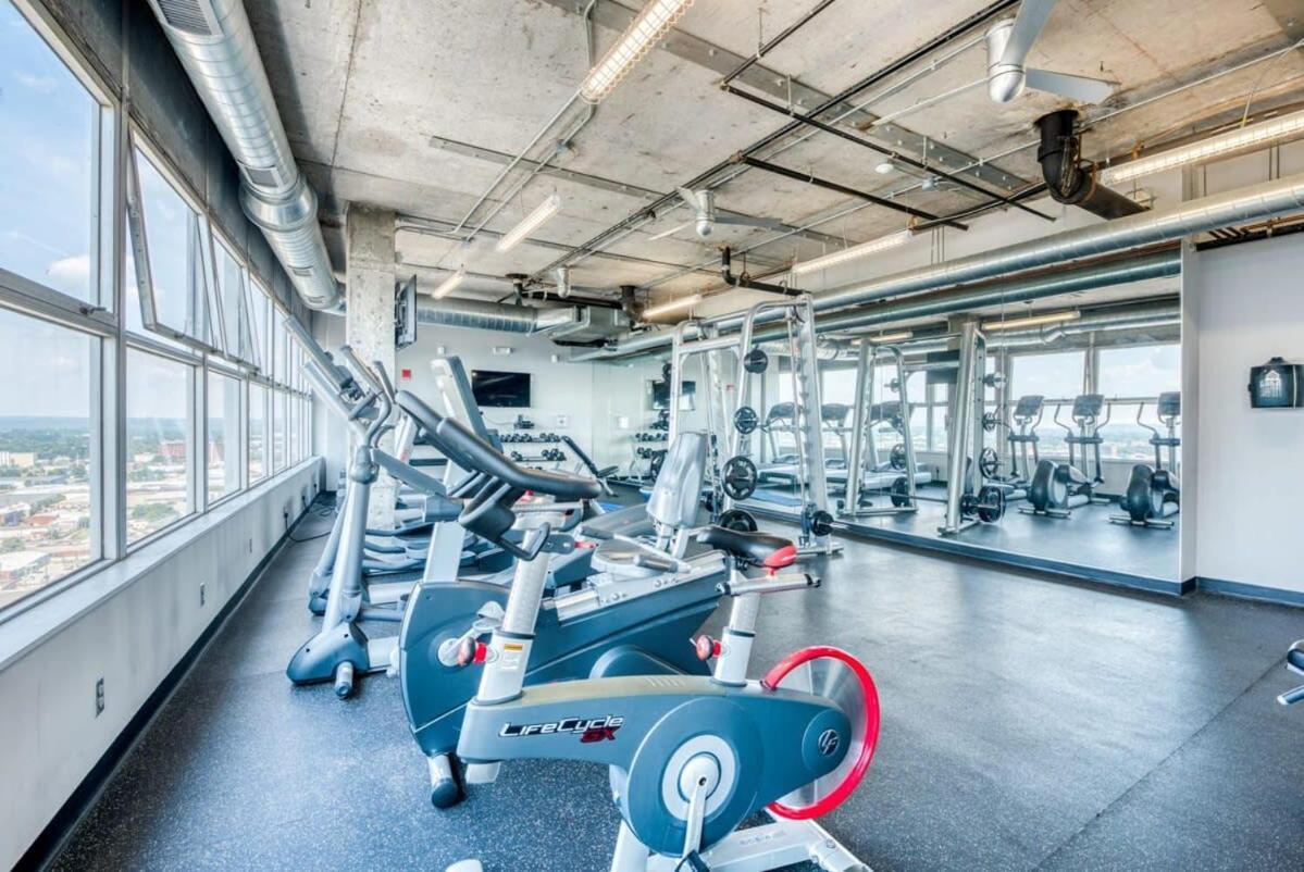 Cozysuites 800 Tower 2Br With Gym! 26 Louisville Eksteriør billede