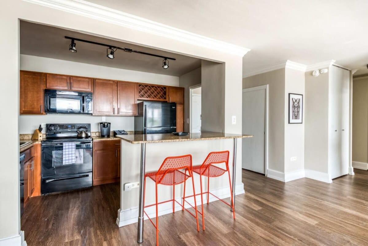 Cozysuites 800 Tower 2Br With Gym! 26 Louisville Eksteriør billede